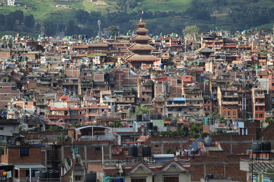  भक्तपुरमा कोरोना सङ्क्रमण फैलिन नदिन सार्वजनिक स्थलमा कडाइ  