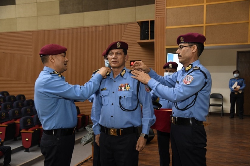 धिरजप्रताप सिंहलाई प्रहरी महानिरीक्षकमा नियुक्त, २ जना एआइजी अदालत जाने तयारीमा