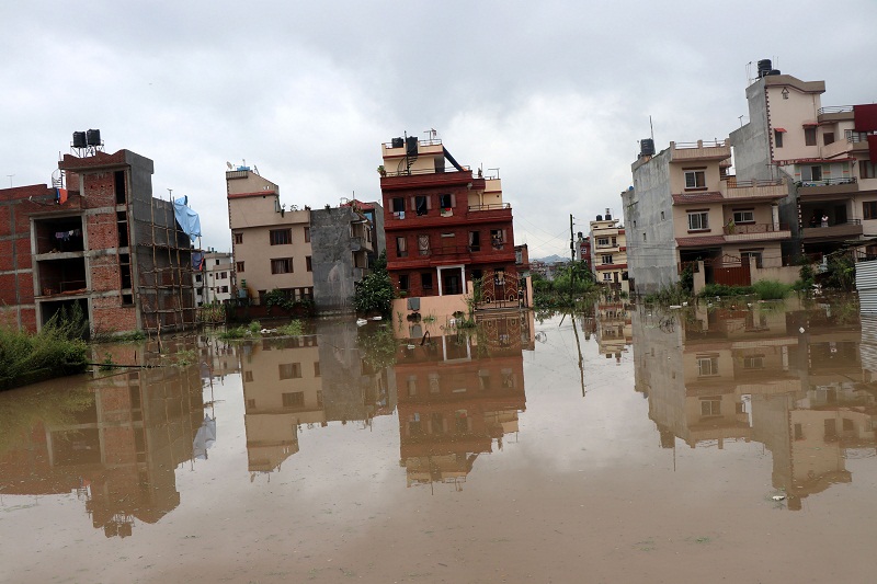 हनुमन्ते खोलाको वाढीले भक्तपुर डुवानमै, बढ्यो उपत्यकाका खोलामा वाढी  