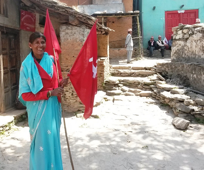 हलो जोत्ने महिला उपाध्यक्ष भन्छिन् : अन्यायको जरो हलोमा अड्किएकाले हलो जोत्न साहस गरे